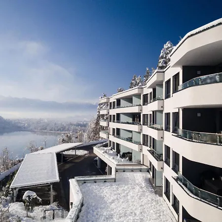 Comfortable In With Balcony * Annenheim
